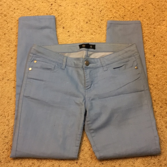 Like new Forever 21 jeans - Picture 7 of 8